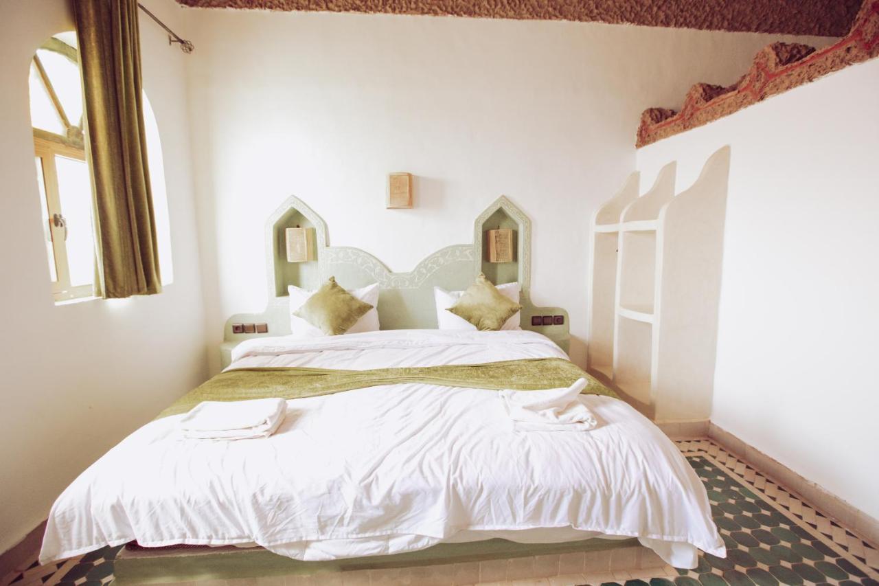 Traditional Riad Merzouga Dunes エクステリア 写真